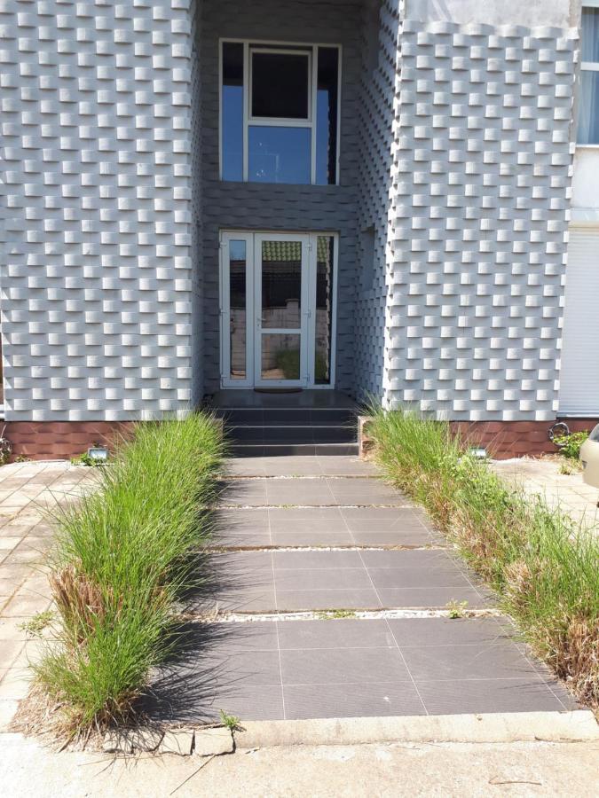 Thea Apartment Тимишоара Экстерьер фото